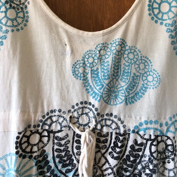 White tank dress with blue pattern print - Picture 4 of 5